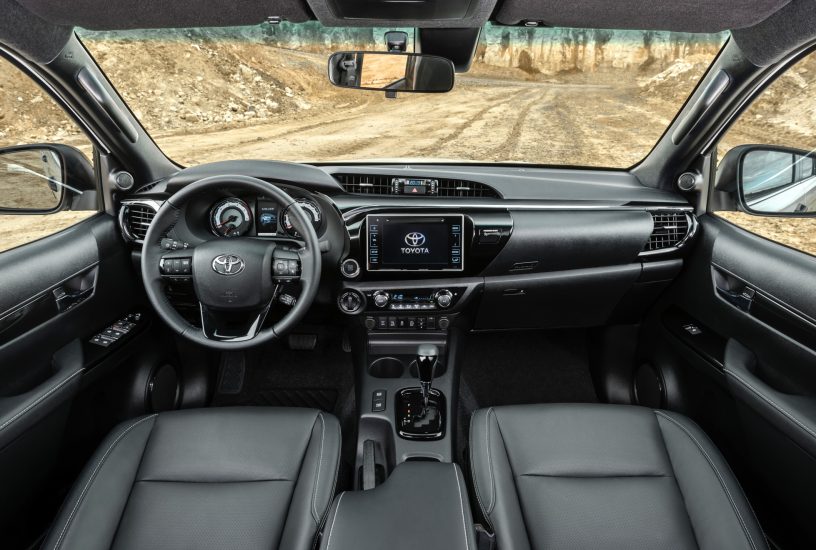 Toyota Hilux 2019 interni