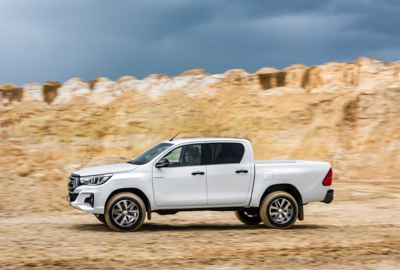 Toyota Hilux 2019 profilo