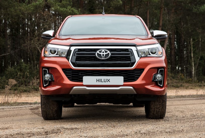 Toyota Hilux Executive+ frontale
