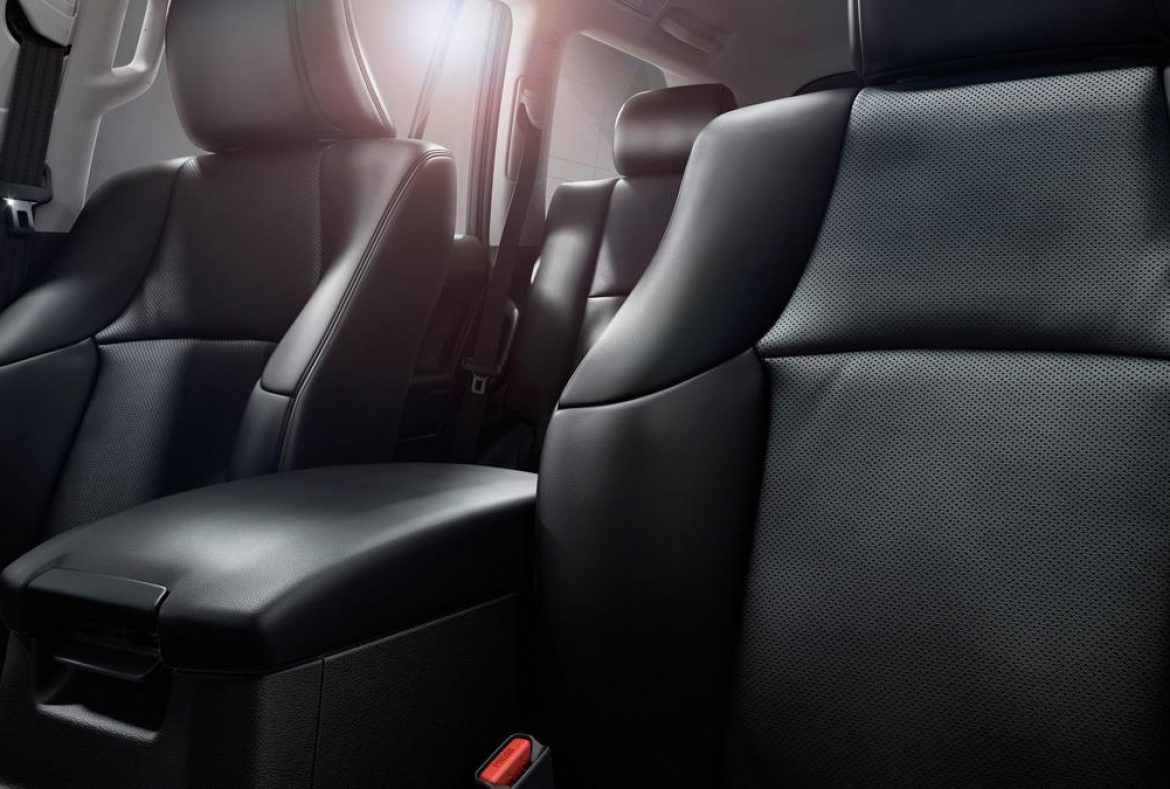 Toyota Land Cruiser, dettaglio interno sedili -09