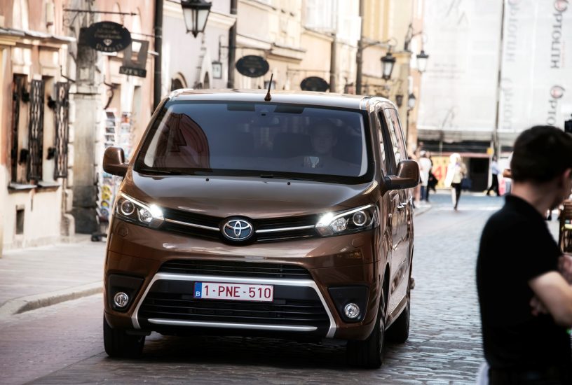 Toyota ProAce Verso MY18 frontale