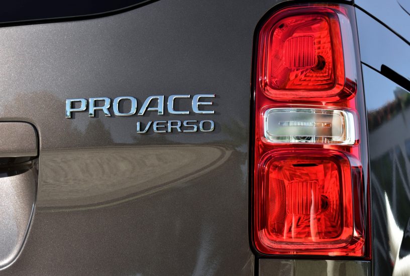 Toyota ProAce Verso MY18 logo ProAce Verso