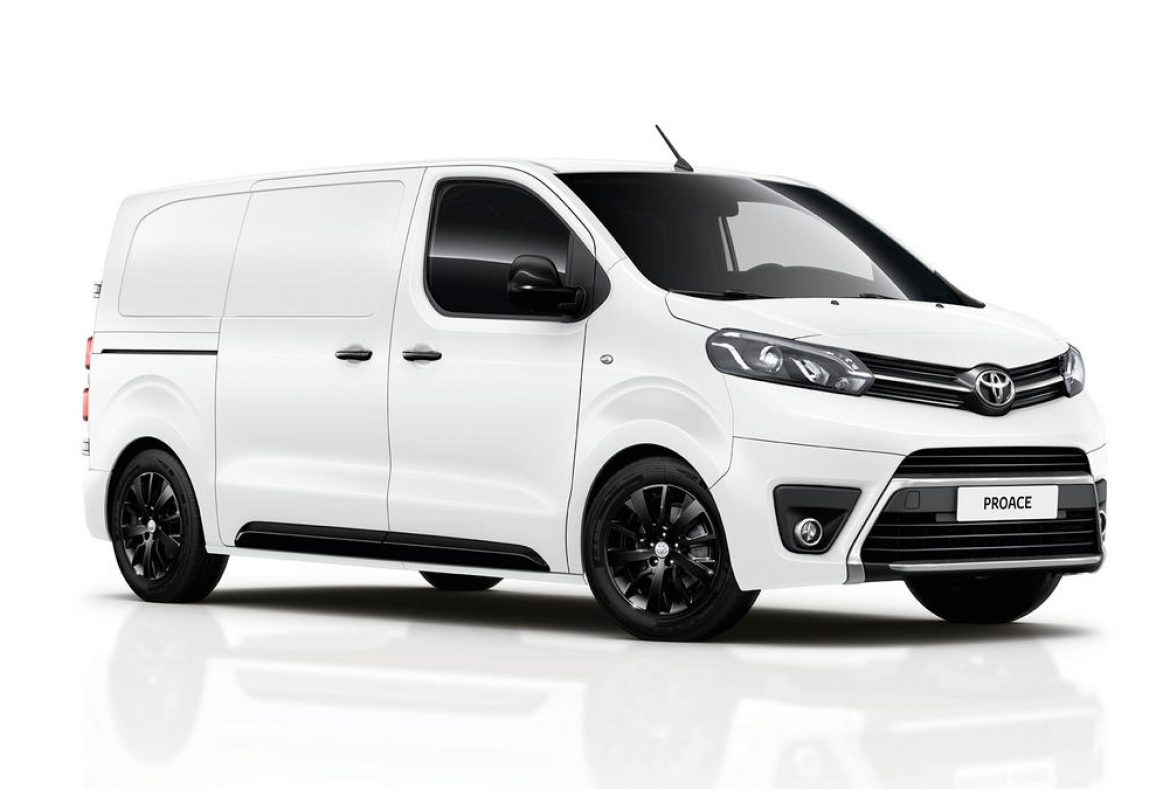 Toyota Proace -13