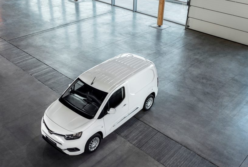 Toyota Proace City Van vista dall'alto