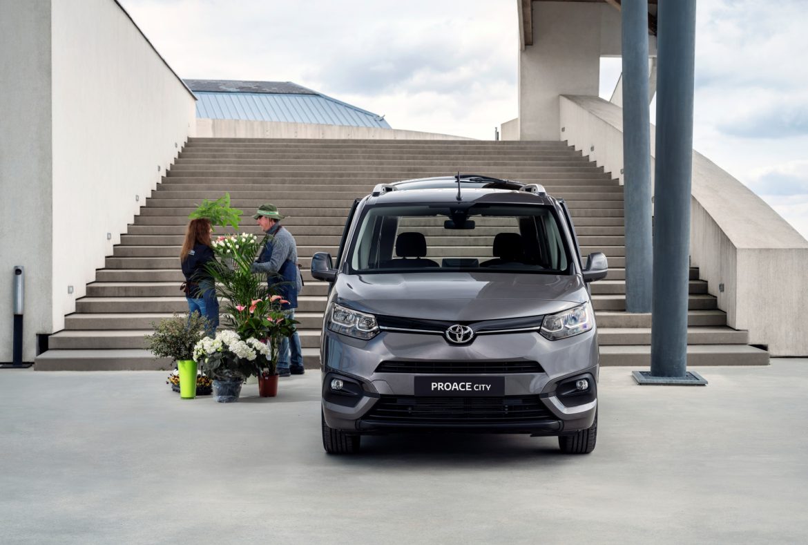 Toyota Proace City Verso frontale