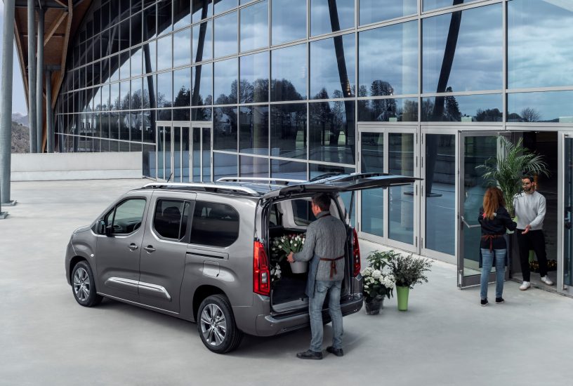 Toyota Proace City Verso vista dall'alto