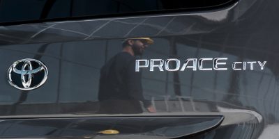 Toyota Proace City: il debutto il 30 aprile