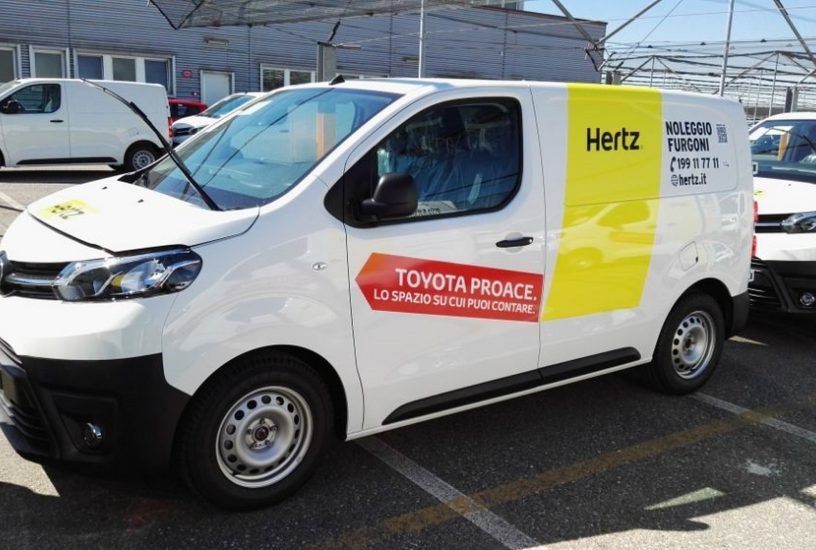 toyota-proace-hertz-4