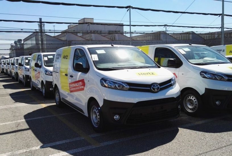 toyota-proace-hertz-5