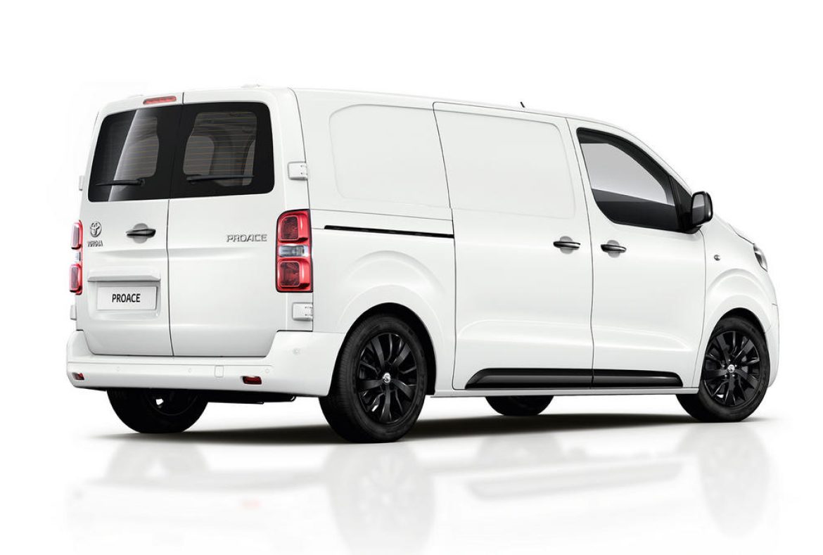 Toyota Proace, tre quarti posteriore -14