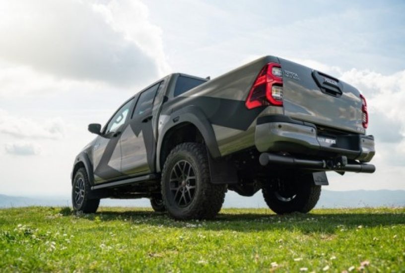 Toyota Hilux AT33 Arctic Trucks
