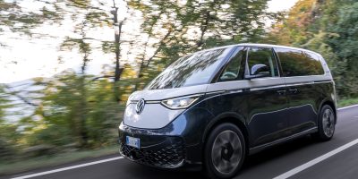 Volkswagen ID. Buzz, il test drive del “Bulli” elettrico