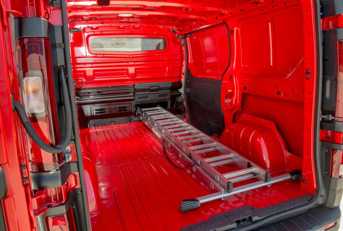 Vano di carico Nissan NV300 Van -15