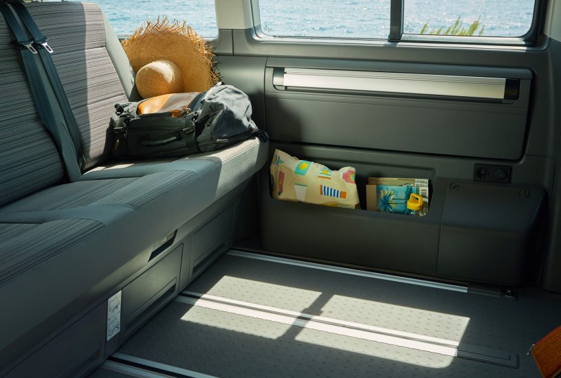 Volkswagen California 6.1 Beach abitacolo