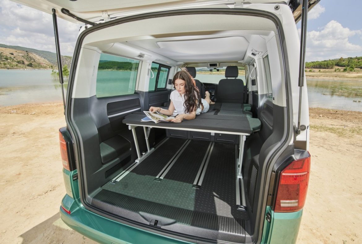 Volkswagen California Beach, posteriore- 93