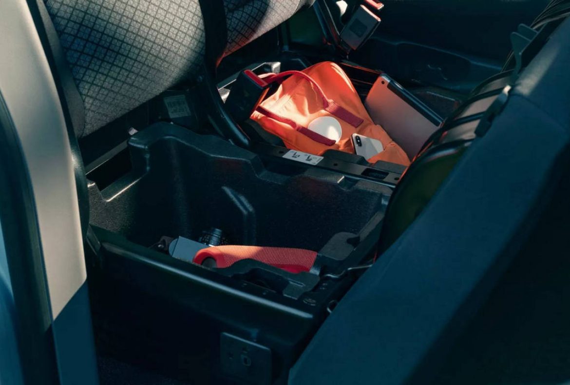 Volkswagen Caravelle - 03