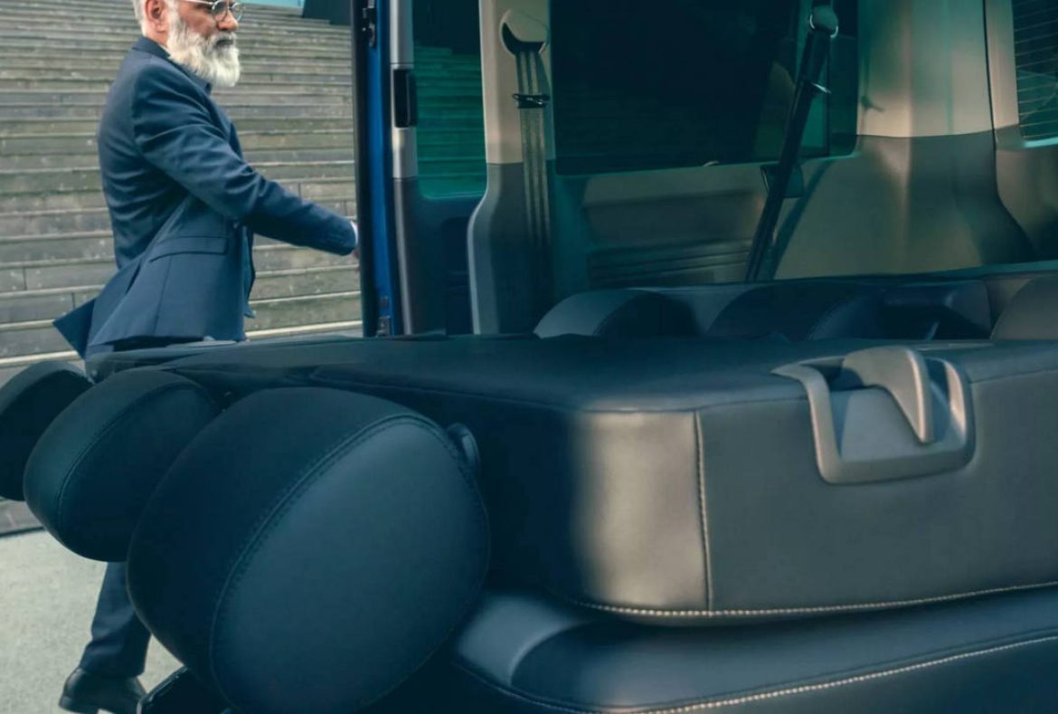 Volkswagen Caravelle - 04