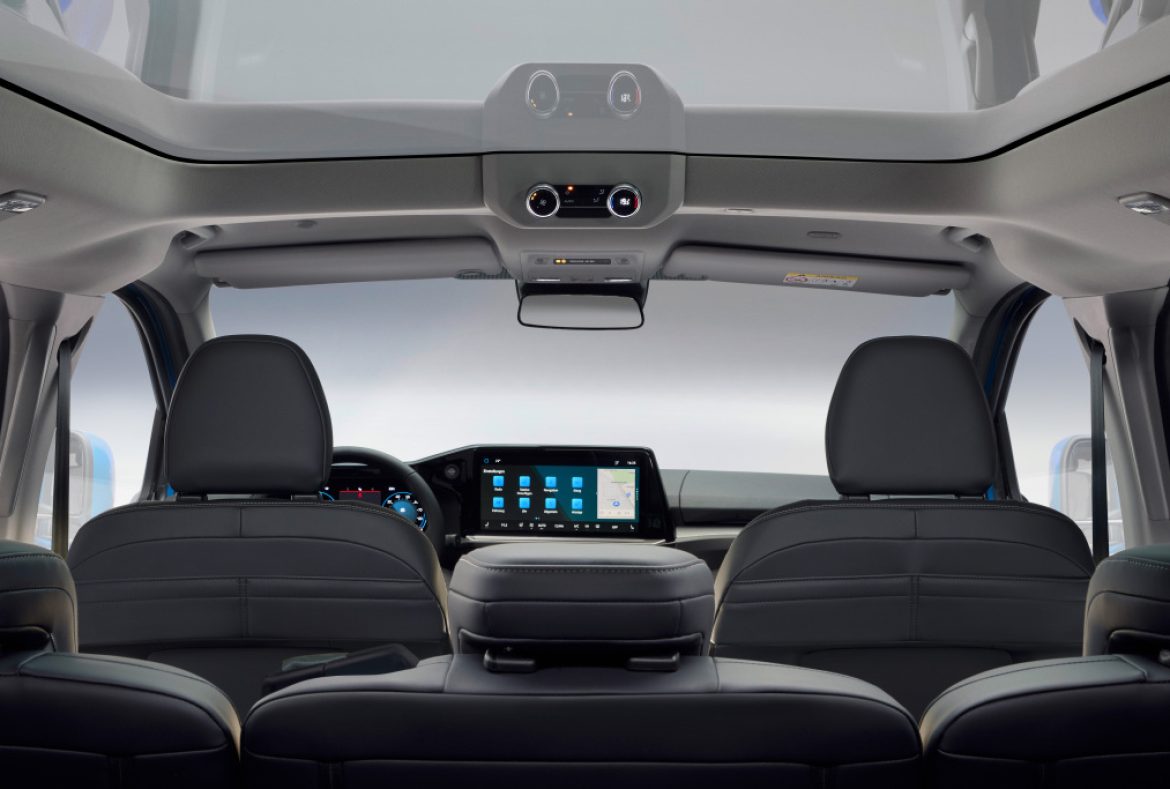 Volkswagen Caravelle T7 2025, interno-20