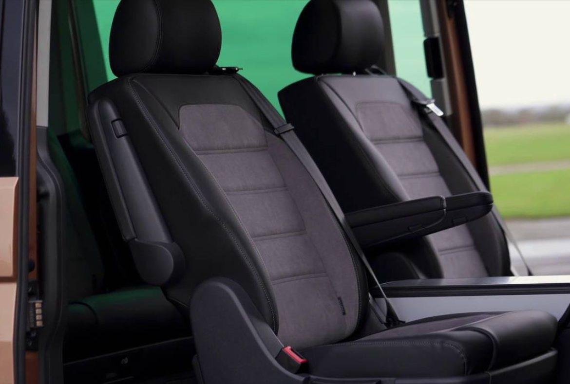 Volkswagen Caravelle, interni - 04