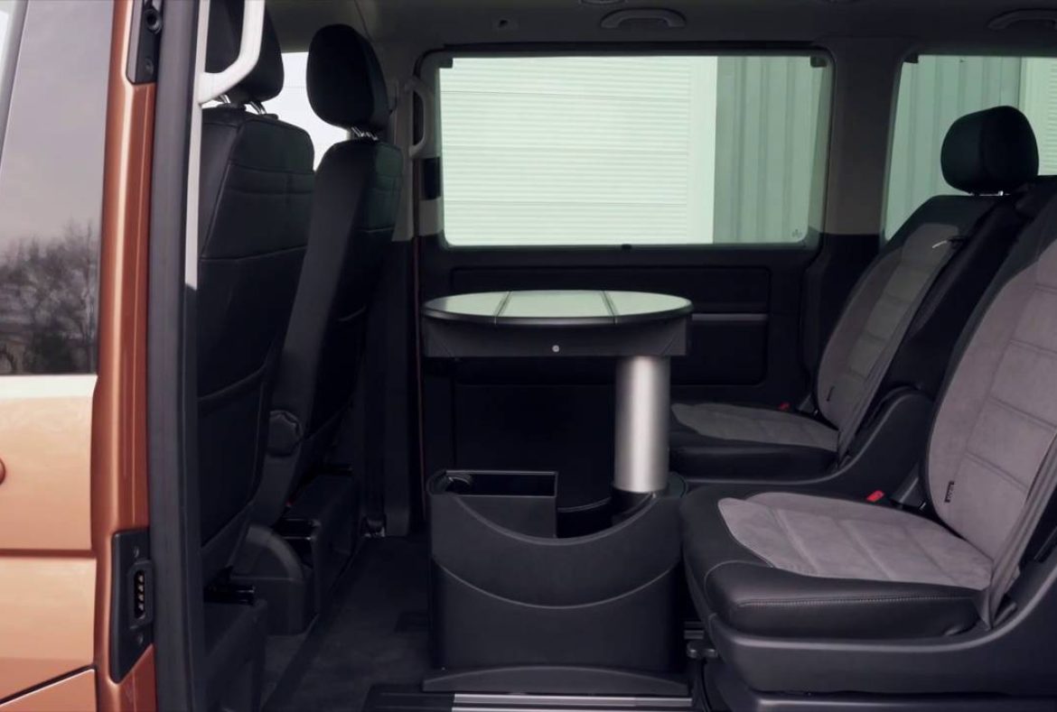 Volkswagen Caravelle,interni - 01