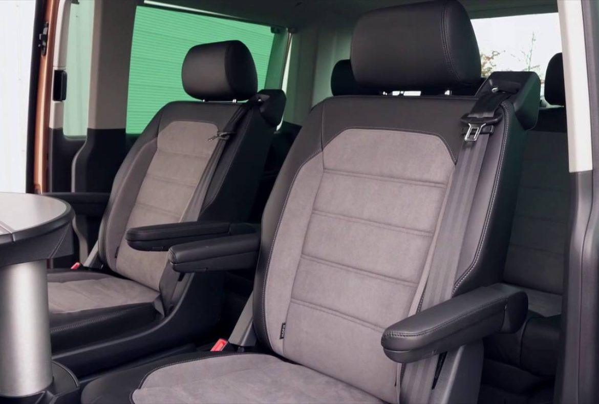 Volkswagen Caravelle,interni - 02