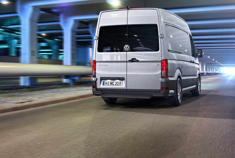 volkswagen-crafter-tre-quarti-posteriore