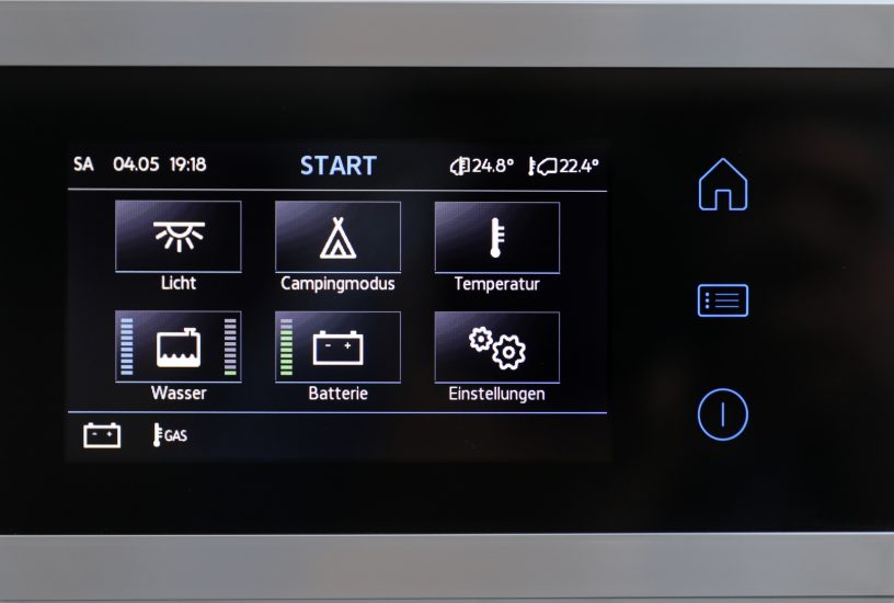 Volkswagen Grand California display