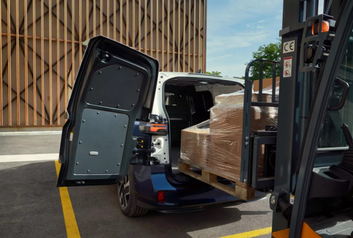 Volkswagen ID. Buzz Cargo ,carico pesante