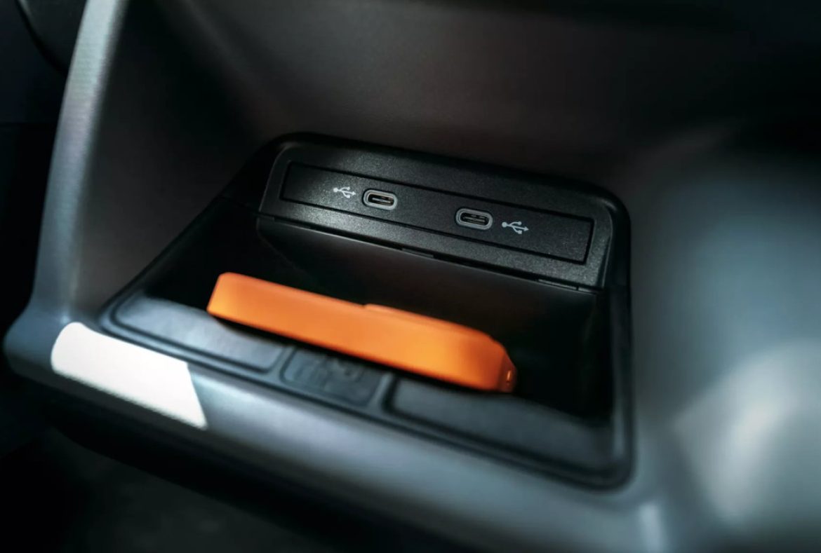 Volkswagen ID. Buzz Cargo ,interni vani