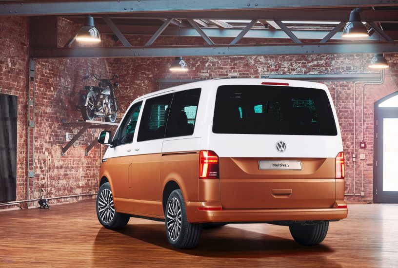 Volkswagen Multivan 6.1 tre quarti posteriore