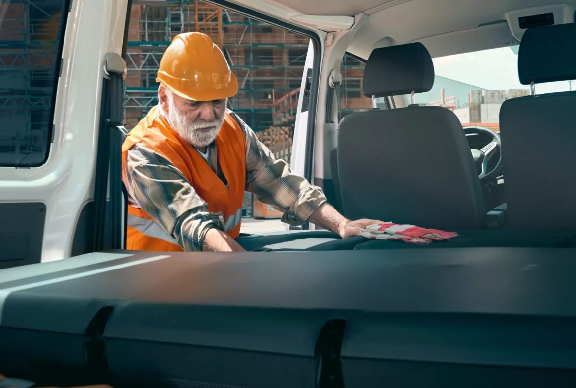 Volkswagen Transporter Kombi interni- 18