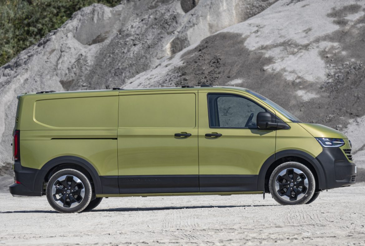 Volkswagen Transporter T7 2024, laterale destro-26