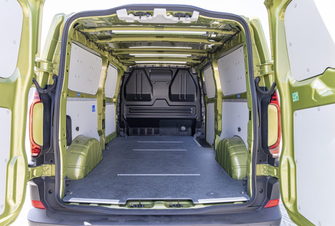 Volkswagen Transporter T7 2024, posteriore zona di carico -24