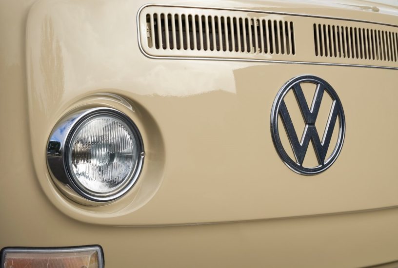 Volkswagen Type 2 Bus Electrified Concept stemma Volkswagen