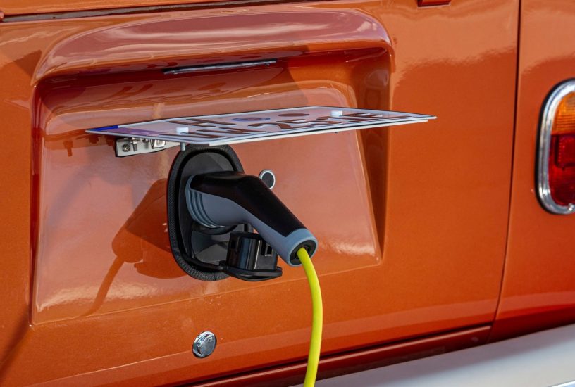 Volkswagen e-Bulli Concept carica