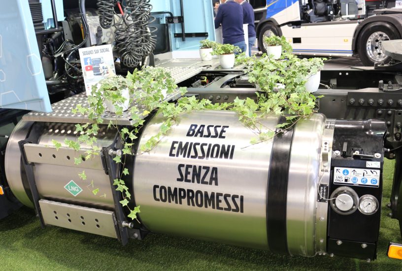 Volvo FH LNG Transpotec 2019 2