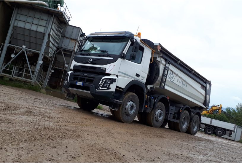 Volvo Trucks cava cantiere 2