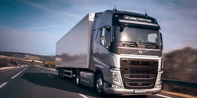 Volvo Trucks FH con i-Save: consumi più bassi a lungo raggio