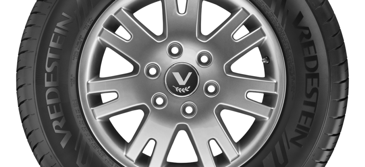 Vredestein_Comtrac_2__side_shadow-1