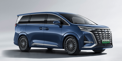 Denza D9, il minivan di lusso targato BYD