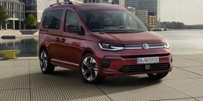 Volkswagen rinnova il Caddy: design rivisto, infotainment da 12,9″ e versione e-Hybrid