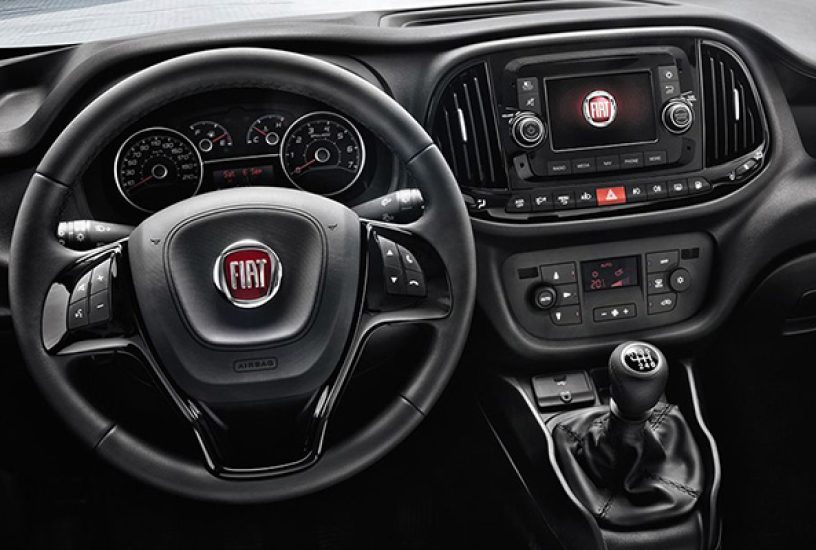 fiat doblo cargo interni