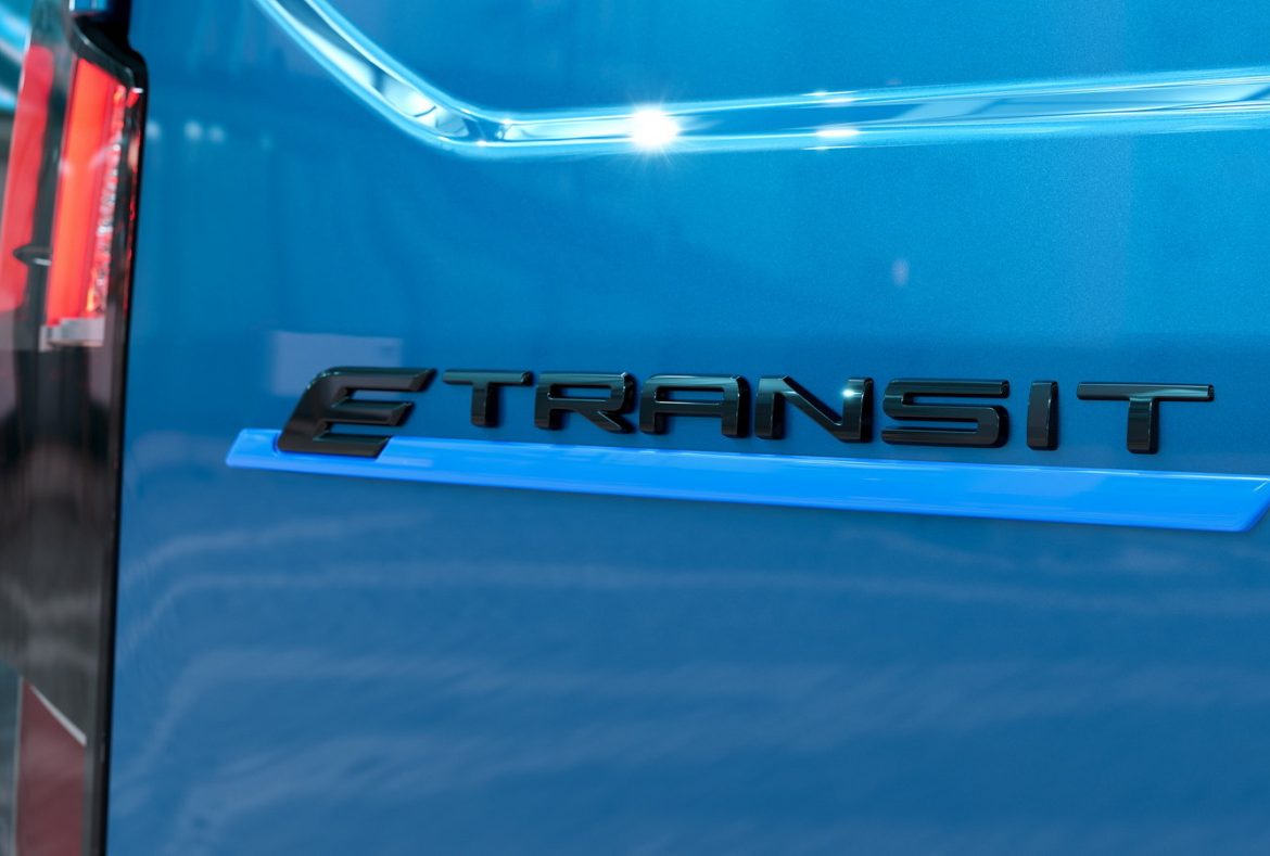 logo Ford E Transit Courier 2024