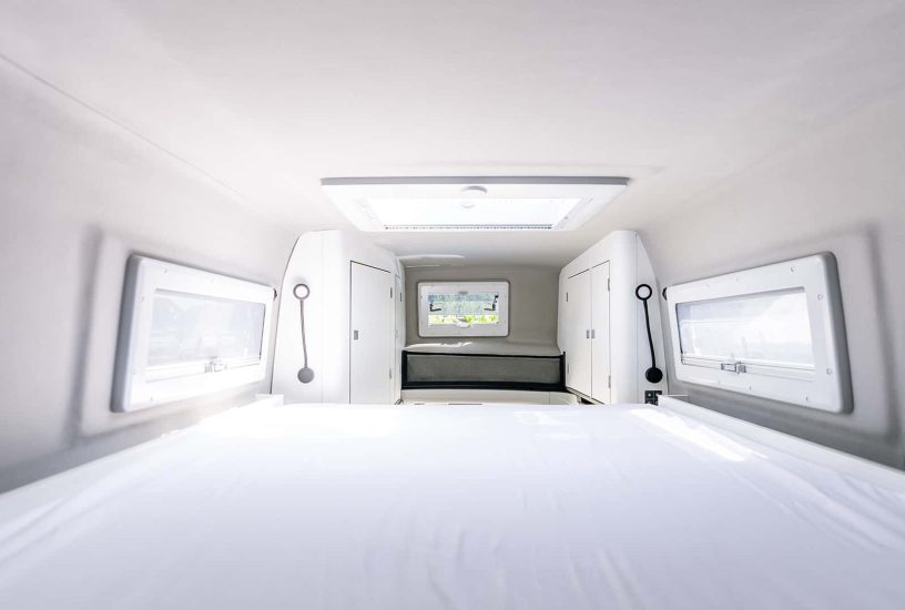 ford-nugget-mit-festem-hochdach-2025 (1)