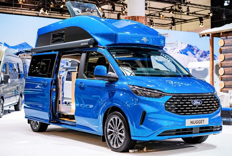 ford-nugget-mit-festem-hochdach-2025-live-auf-dem-caravan-salon-2025 (1)