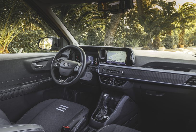 ford_tourneo_courier_active_39