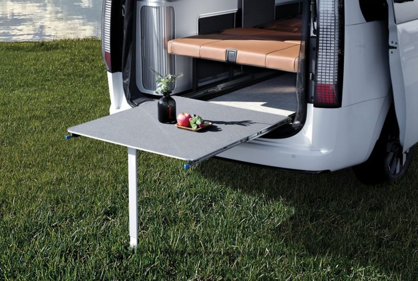 hyundai-staria-camper-concept-cmt-2026-05_wid_1024_bfc_off