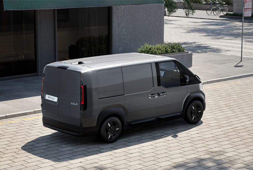 kia-pv5-cargo-ext-static-digital-1920x1080-3