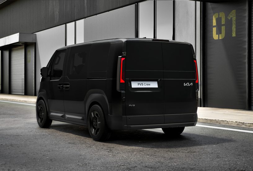 kia-pv5-crew-ext-static-digital-1920x1080-2