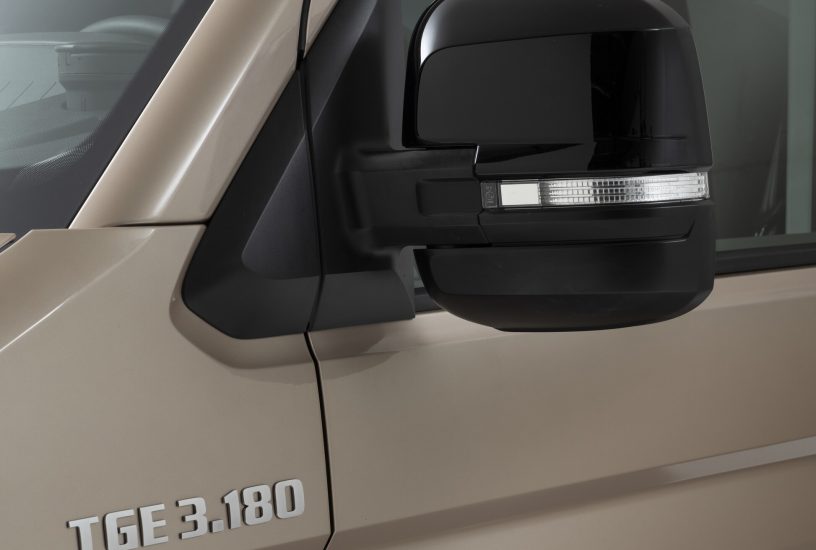 man-tge-next-level-edition-mirror-covering-02